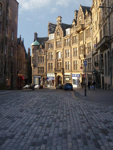 holiday accommodation in Edinburgh