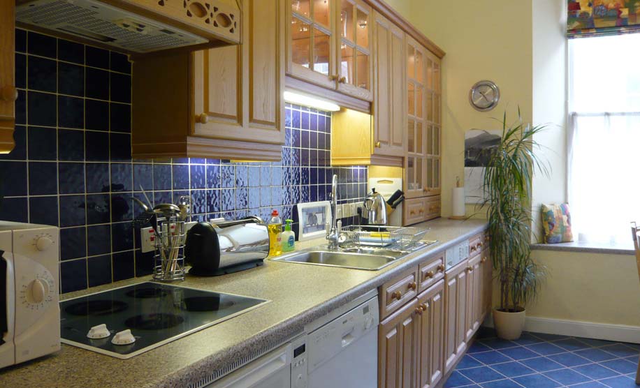 Kitchen Dining room at St Giles holiday accommodation in Edinburgh