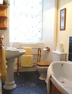 clean and tidy luxury accommodation edinburgh