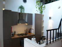 kitchen of edinburgh self catering accommodation